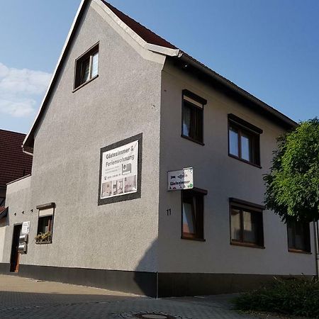 Gaestezimmer & Ferienwohnungen Thon Herbsleben Bagian luar foto